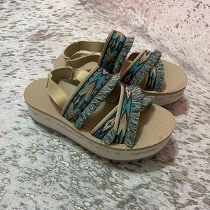 Teva platform sandal
